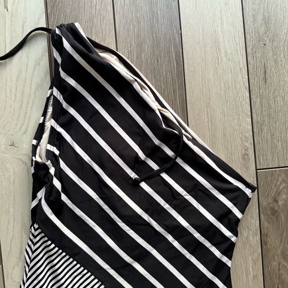 DKNY One-Shoulder Striped Swimsuit - Picture 3 of 6